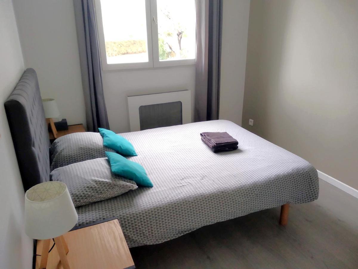 Chambre Et Salle De Bain De Privee Proche De Pau Bizanos Luaran gambar