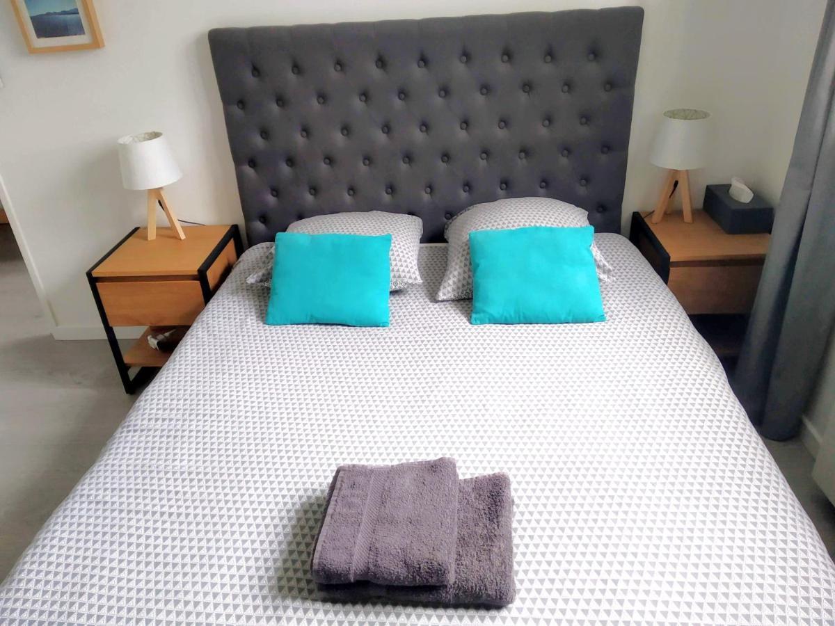 Chambre Et Salle De Bain De Privee Proche De Pau Bizanos Luaran gambar